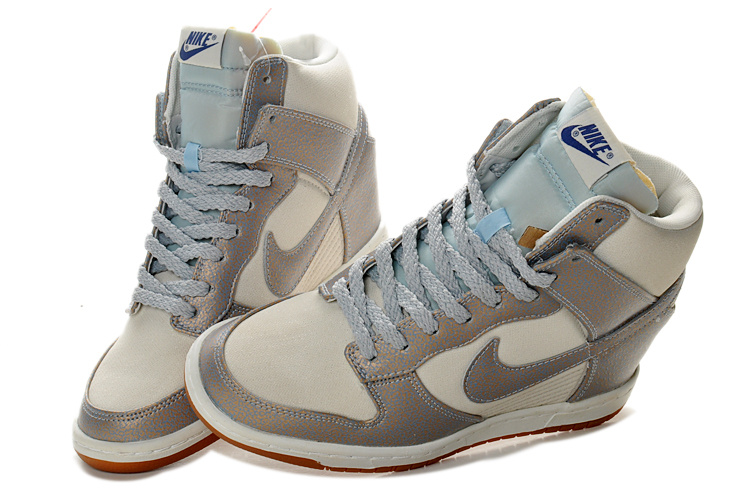 nike dunk sky high blanche